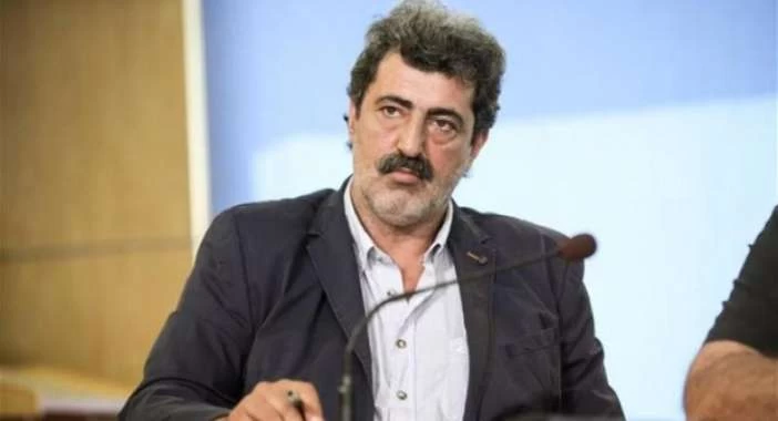 Για ψαροντούφεκο στη… Μακρόνησο ο Πολάκης (εικόνες)